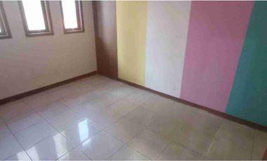 Dijual Rumah Dua lantai di Cimunuk Bandung.