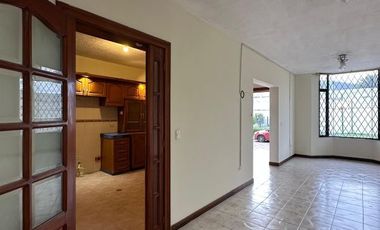 CASA EN VENTA CONJUNTO PRIVADO SECTOR SAN GABRIEL VALLE DE LOS CHILLOS