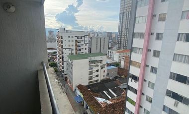 SE ARRIENDA APARTAMENTO DE 3 HABITACIONES