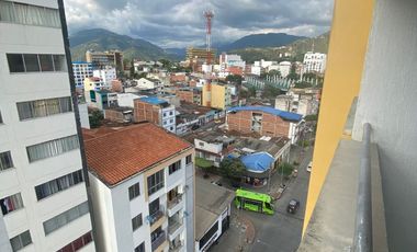 SE ARRIENDA APARTAMENTO DE 3 HABITACIONES