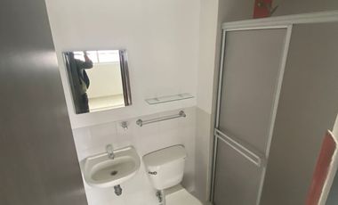 SE ARRIENDA APARTAMENTO DE 3 HABITACIONES