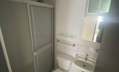 SE ARRIENDA APARTAMENTO DE 3 HABITACIONES