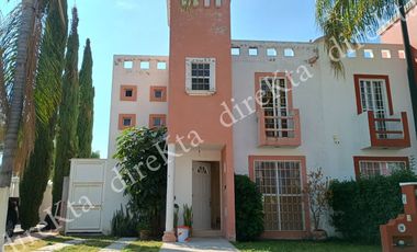 Casa dos plantas, Privada La GUITARRILLA, San Juan del Rio, QRO, A OFERTAR, solo Contado