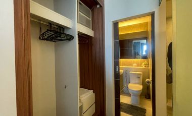 For Sale/Rent The Astra Condo Specious 1 bedroom on 15th Floor.