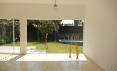 CASA EN UN NIVEL REMODELADA