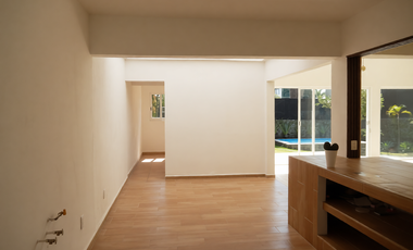 CASA EN UN NIVEL REMODELADA