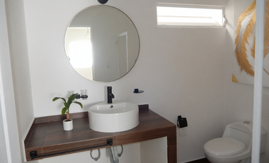 CASA EN UN NIVEL REMODELADA