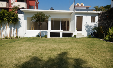 CASA EN UN NIVEL REMODELADA