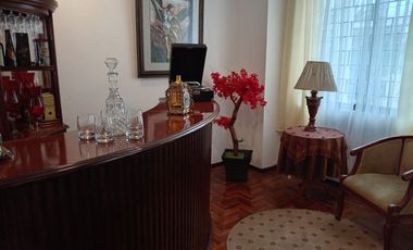 VENTA DE CASA INDEPENDIENTE EN LA MITAD DEL MUNDO