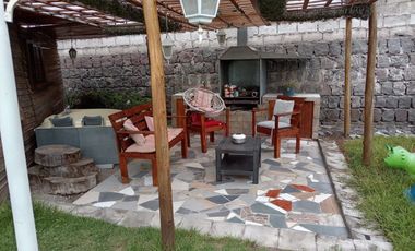 VENTA DE CASA INDEPENDIENTE EN LA MITAD DEL MUNDO