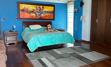 SE ARRIENDA HERMOSA CASA Y AMPLIA AMOBLADA O SIN AMOBLAR EN TUNJA