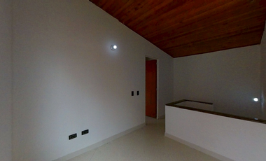 Venta De Acogedor Apartamento En La Localidad De Kenndey, Cerca A Hipotecho Occidental