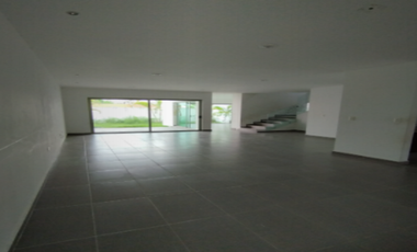CASA DE ENTREGA INMEDIATA EN CIRCUITO CLUSTER, FRACCIONAMIENTO ALTOZANO, CENTRO TABASCO