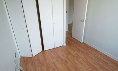 Dpto. 2 Dorm / 2 Baños / 1 Est.- Calle García Reyes, Comuna de Santiago.-