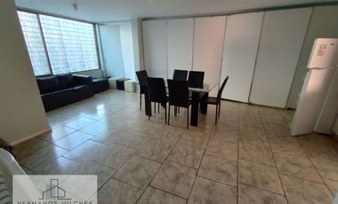 Dpto. 2 Dorm / 2 Baños / 1 Est.- Calle García Reyes, Comuna de Santiago.-