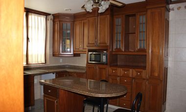 Maravillosa Casa en Venta en Bosques de La Herradura.