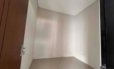 DIJUAL RUMAH MURAH 2 LANTAI DEKAT MERR DI THE OSO