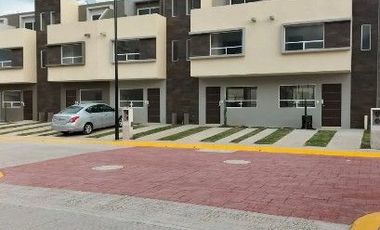 CASA EN VENTA EN CONJUNTO URBANO VILLAS XALTIPA II CUAUTITLAN