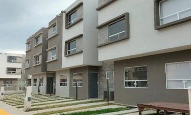 CASA EN VENTA EN CONJUNTO URBANO VILLAS XALTIPA II CUAUTITLAN