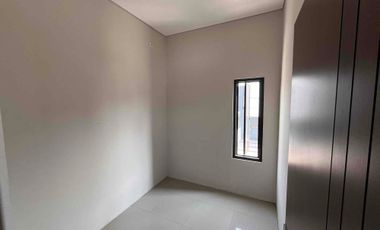 DIJUAL RUMAH SCANDINAVIAN 2 LANTAI MURAH DEKAT MERR DI THE OSO