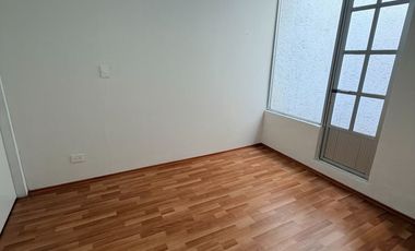 CASA EN VENTA IDEAL PERSONA MAYOR!!