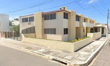 VENTA DE HERMOSA CASA A BAJO VALOR COMERCIAL UBICADO EN C. CHERNA, COL. COSTA DE ORO, C.P. 94299, VERACRUZ, VER.