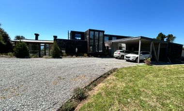 EN VENTA 2 CASAS EN EXCLUSIVO CONDOMINIO DE PUERTO VARAS