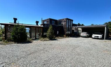 EN VENTA 2 CASAS EN EXCLUSIVO CONDOMINIO DE PUERTO VARAS