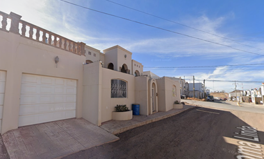 Tu futuro hogar empieza con una decisión inteligente!! Venta de linda y amplia casa en recuperación bancaria, Cuauhtémoc, Chih.