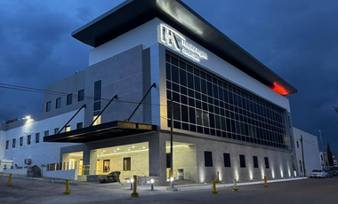 Tu futuro hogar empieza con una decisión inteligente!! Venta de linda y amplia casa en recuperación bancaria, Cuauhtémoc, Chih.