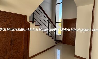 CASA EN VENTA ALTOZANO $5,400,000