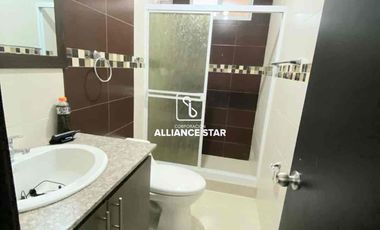 ALQUILER CASA URB. CIUDAD PALMERA