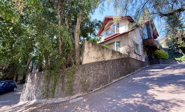 Casa en esquina en fraccionamiento on CCTV y Vigilancia