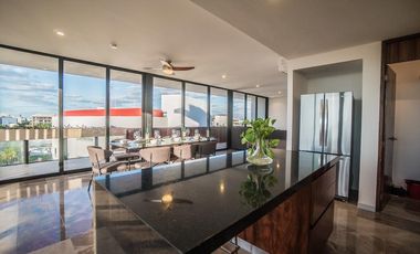 Penthouse de Ultra-Lujo, 3 Recámaras y Alberca Privada en el Corazón de Playa