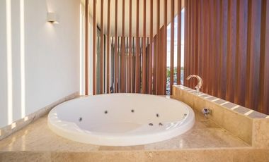 Penthouse de Ultra-Lujo, 3 Recámaras y Alberca Privada en el Corazón de Playa