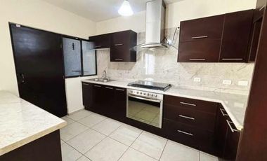 PROPIEDAD CON USO DE SUELO, EXCELENTE OPORTUNIDAD DE INVERSIÓN