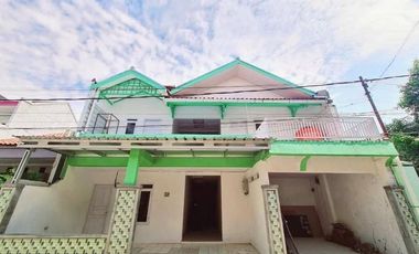 Kost strategis di Babakan Sari, Kiaracondong, Kota Bandung. Lokasi sangat dekat dengan PRAMA dan GRIYA