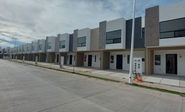 Casa en renta Residencial Benevento, privada con control de acceso y guardias de seguridad, León, Gto.