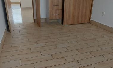 Casa en renta Residencial Benevento, privada con control de acceso y guardias de seguridad, León, Gto.