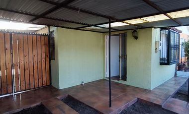 Casa de dos dormitorios en Villa El Sendero Quillota