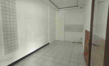 Ruang Usaha Kuliner Korea Jepang Chinese Food, Indoor & Outdoor Akses Pinggir Jalan Raya Ruang-Usaha di Tebet 105.0 m² Unfurnished