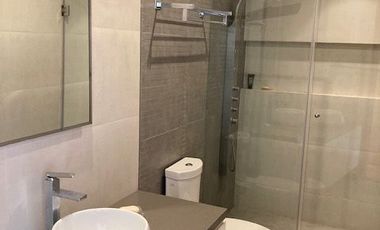 Vendo espectacular casa de 670 m2 y diseño exclusivo em el Parque Acosta, San Isidro limite con Magdalena