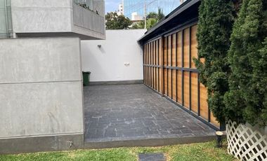 Vendo espectacular casa de 670 m2 y diseño exclusivo em el Parque Acosta, San Isidro limite con Magdalena