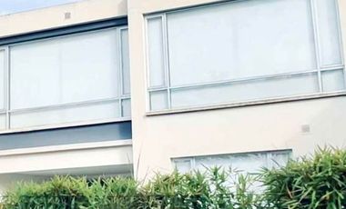 VENTA CASA NO ADOSADA PUEMBO