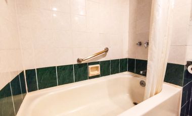 FOR RENT - STUDIO UNIT AT BERJAYA HOTEL