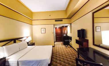 FOR RENT - CORNER UNIT AT BERJAYA HOTEL