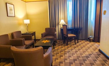 FOR RENT - CORNER UNIT AT BERJAYA HOTEL