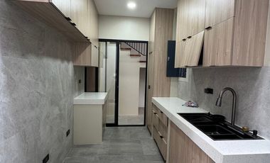 FOR SALE! 15.5M Single Attached House and Lot  in Moonwalk Village Paranaque-AP
