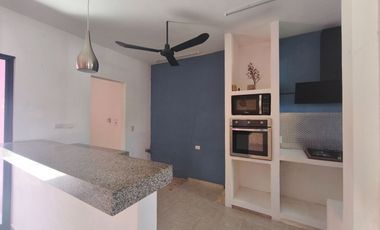 Renta de casa de un piso SIN muebles en Baspul