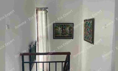 Rumah 2 lantai siap huni sudah renovasi dekat akses Tol dan MRT di Metland Menteng Cakung Jakarta Timur